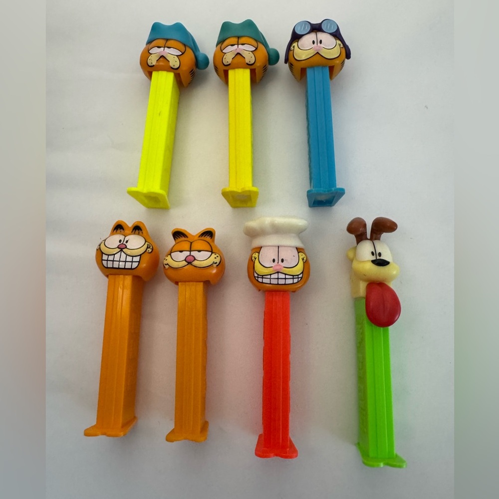 Vintage Garfield and Friends PEZ Dispensers Set